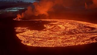 Erupţia vulcanică din Hawaii nu a speriat localnicii şi turiştii. Unii s-au apropiat periculos