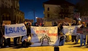 Studenții protestează și cer finanțare mai mare pentru Educație după tăierea burselor. Reacția ministrului