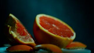 Portocalele din supermarket, la analize: câte pesticide conțin de fapt