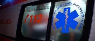 Un bărbat de 65 de ani din Iaşi a murit după de a fost lovit de o ambulanță care dădea cu spatele