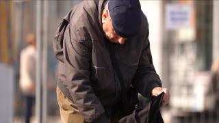 STUDIU: Tot mai mulți români nu mai dorm noaptea din cauza problemelor cu banii