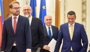 Cine mai e la putere şi cine în opoziţie? Analist, despre "cinismul politicii româneşti"