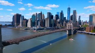 Tinerii români, primii în Europa la Work and Travel. De ce se înghesuie să trăiască visul american