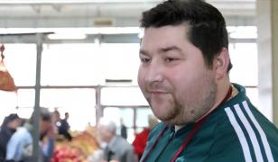 Scumpirile de la pompă se simt deja pe tarabă. Comerciant: 