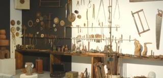 Sute de oameni la coadă pentru Brâncuși, la Berlin. În România, expoziția nu ar fi posibilă