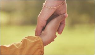 Comuna din România în care nu s-a înregistrat nicio naștere în ultimii doi ani. Ce soluții propun autoritățile