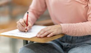 Simulare BAC 2026, subiecte la Limba română. Ce au avut de rezolvat elevii la subiectul III