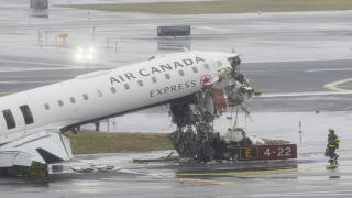 "Am greșit / Nu, omule, ai făcut tot ce ai putut". Dialog halucinant după coliziunea teribilă de pe LaGuardia