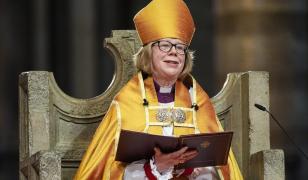 Premieră istorică în UK. Sarah Mullally, prima femeie devenită Arhiepiscop, a fost înscăunată la Londra