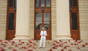 Dragostea poartă pantofii roșii. Primul Shero Talk cu public, o discuție cu părintele Vasile Ioana