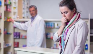 Tusea, când e normală şi când nu? Cele mai frecvente greşeli şi când trebuie să mergi la medic