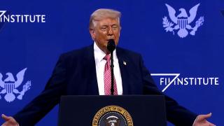 Recompensă oferită iranienilor care îi găsesc pe piloţii avionului american, doborât de Teheran