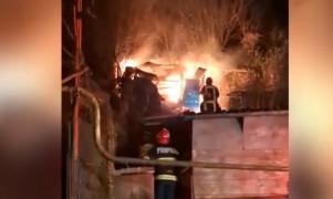 Pompier găsit carbonizat în propria locuinţă. Colegii săi au stins flăcările, dar era prea târziu
