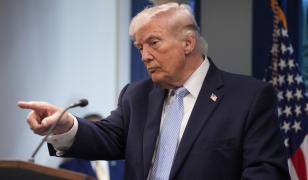 Donald Trump va da ordinul ca Iranul să fie distrus în 4 ore. 