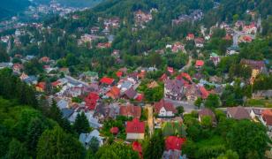 Stațiuni pustii și camere libere de Paște. Ofertele au coborât sub 800 de lei pentru 3 nopţi, fără succes