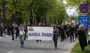 Marşul Învierii din Timişoara, eveniment unic în ţară. Uneşte anual mii de credincioşi de confesiuni diferite