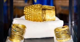 Măsurile Guvernului pentru ca tezaurul să nu mai fie furat. Unde poate fi văzut Coiful după ce revine în ţara