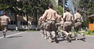 EXCLUSIV. Unde se vor antrena românii din "armata voluntarilor", plătiţi cu 4.000 de lei pe lună