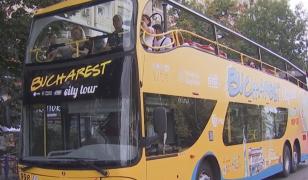 Autobuzele turistice revin în București de la 1 mai. Cât va costa şi ce îmbunătăţiri aduce pentru turişti