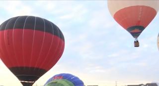 Locul din România unde poţi trăi experienţe ca în Cappadocia: unde are loc parada baloanelor cu aer cald