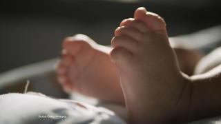 Naşterea prin cezariană, tot mai frecventă în România. De ce ajung peste 60% dintre femei pe masa de operație