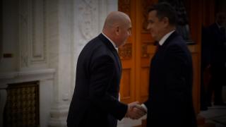 Soarta lui Ilie Bolojan, în mâinile a 5.000 de membri PSD. Vot decisiv în această seară