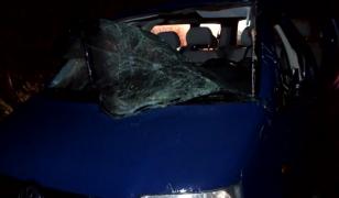 Microbuz răsturnat în Bistrița-Năsăud: șase răniți după ce șoferul a pierdut controlul în curbă