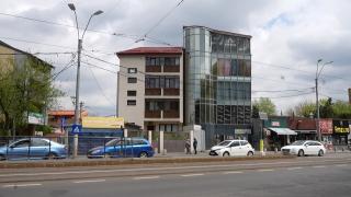 Mai mulţi bucureşteni riscă să rămână fără case din cauza unui şantier la o conductă de termoficare