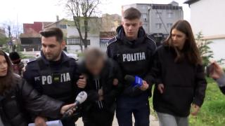 Profesor din Lugoj, arestat după ce ar fi abuzat o elevă de 15 ani timp de şase luni