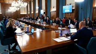 Planurile PSD şi PNL după despărţire: sesizarea CCR şi negocieri cu opoziţia