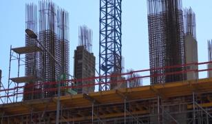 Paradox imobiliar. Românii cumpără tot mai puține apartamente, dar prețurile cresc constant