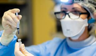 Complicația gravă a rujeolei la copiii nevaccinați ROR: "O să avem sute și sute de paralizii de acest gen"