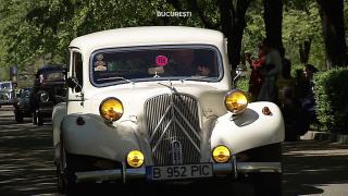 Paradis pentru pasionații auto. Sute de mașini de epocă au strălucit la Retroparada Primăverii