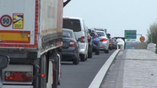 Exod spre litoral de 1 Mai. 350 de radare pe drumurile spre mare şi schimbări la mersul trenurilor