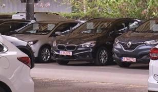 Cum vor autorităţile să tragă frâna de mână samsarilor de maşini. 