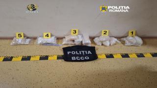 Afacere de familie cu droguri în Brăila: Narcoticele, aduse prin firmă de curierat din Germania