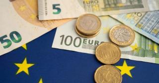 Ce trebuie să facă românii cu credite în euro pentru a nu pierde bani: 