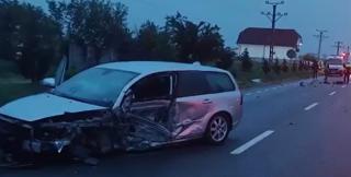 Accident cumplit în Gorj. Şoferul unui TIR a murit pe loc după impactul cu o maşină