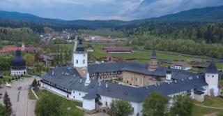 Zona din România comparată cu Muntele Athos, intrată pe lista UNESCO. Ar putea deveni magnet pentru turişti