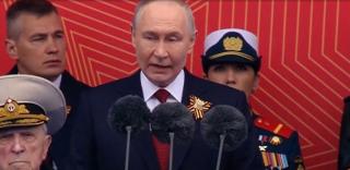 Putin a comparat Al Doilea Război Mondial cu războiul din Ucraina. Liderul UE care i-a stat alături la paradă