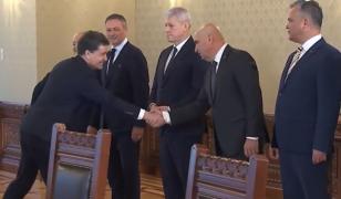 O săptămână de la demiterea Guvernului Bolojan. PSD și PNL nu vor să mai stea la aceeași masă