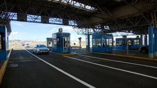 Șeful Vămilor din România, reținut într-un dosar în care ar fi încercat să acopere o deplasare cu girofar