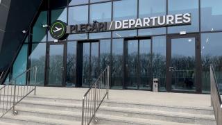 Oraşul în care mai multe case construite legal vor fi demolate, după extinderea aeroportului