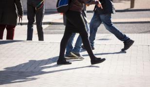 Dress code-ul piere în faţa confortului: "Astăzi există mai multă creativitate şi mai puţină precizie"