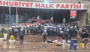 Violențe în Ankara. Poliția a luat cu asalt sediul principalului partid de opoziție din Turcia