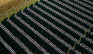 "Băieţii deştepţi" din Energie: românii au plătit cele mai mari facturi din UE, iar ei au făcut averi