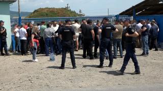 Crescătorii de oi au protestat în Hunedoara după ce nu şi-au primit banii pe animale. "Suntem disperaţi"
