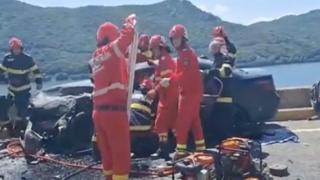 Pompierul rănit în carambolul de pe DN6 a murit. Momentul accidentului, surprins de o cameră de bord