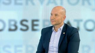 Ce se întâmplă cu corpul când stăm 8 ore pe scaun, la birou. Recomandările unui medic ortoped