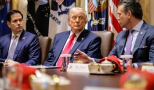 De ce amână Donald Trump semnarea acordului cu Iranul